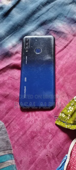 Symphony Z28 32 GB Blue