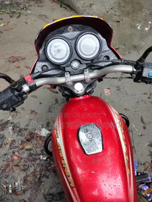 Bajaj Platina 100 2018 Red