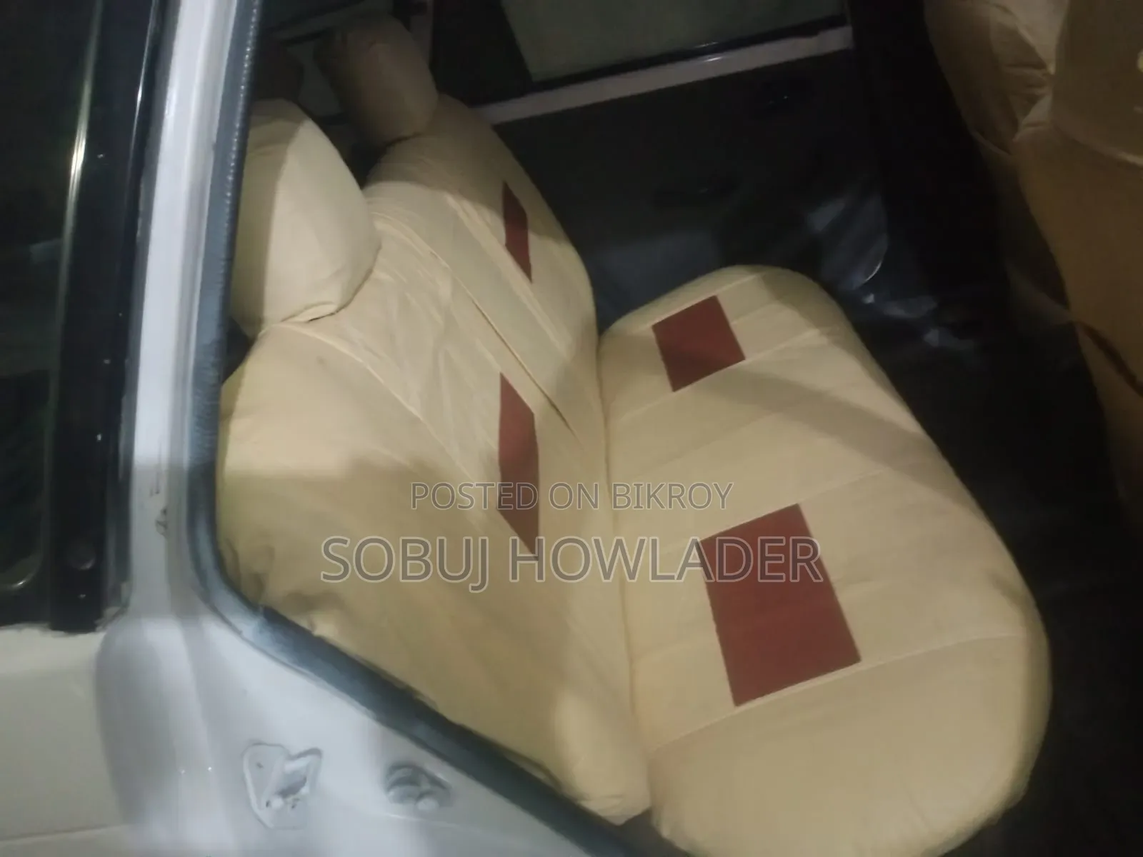 টয়োটা করোলা ২০০২ সাদা