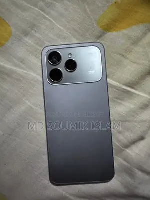 Tecno Spark 40 256 GB Silver