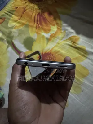 Tecno Spark 40 256 GB Silver