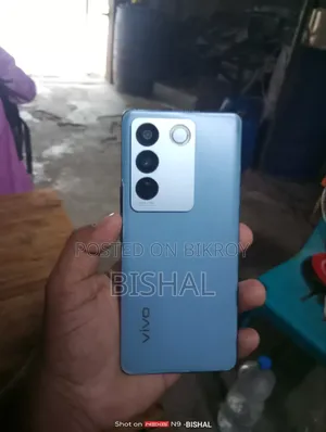 Vivo V27 128 GB