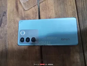 Vivo V27 128 GB