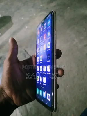 Vivo Y19 128 GB Blue