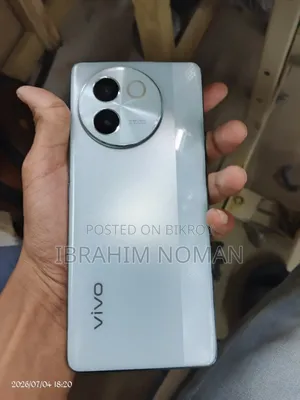 Vivo V30e 256 GB Blue