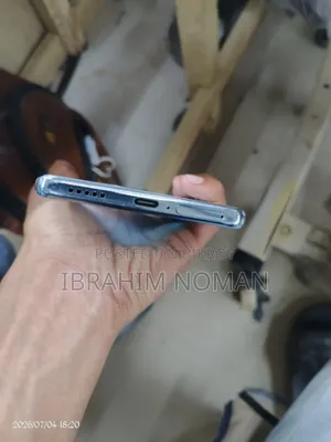 Vivo V30e 256 GB Blue