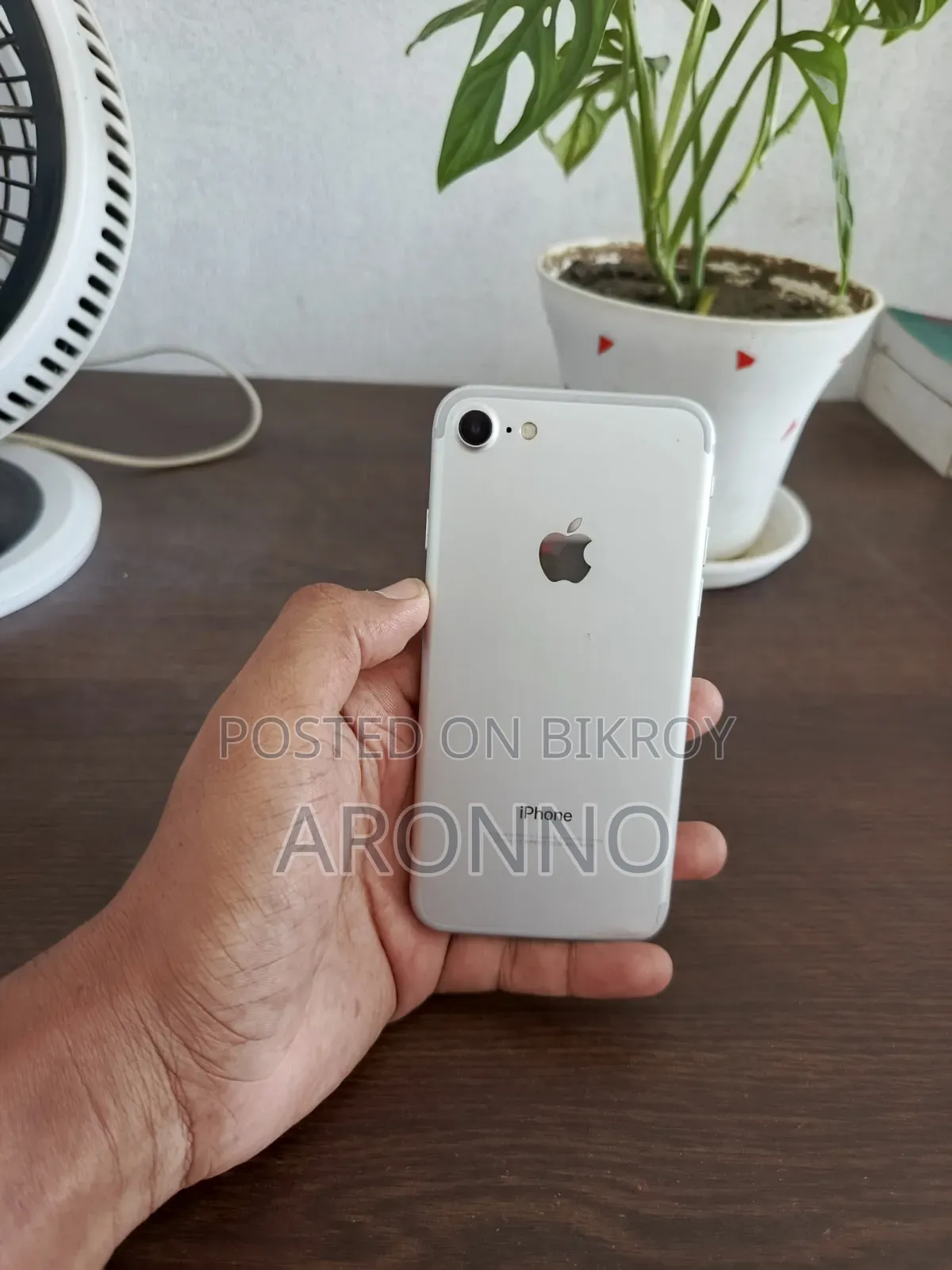 Apple iPhone 7 32 GB White