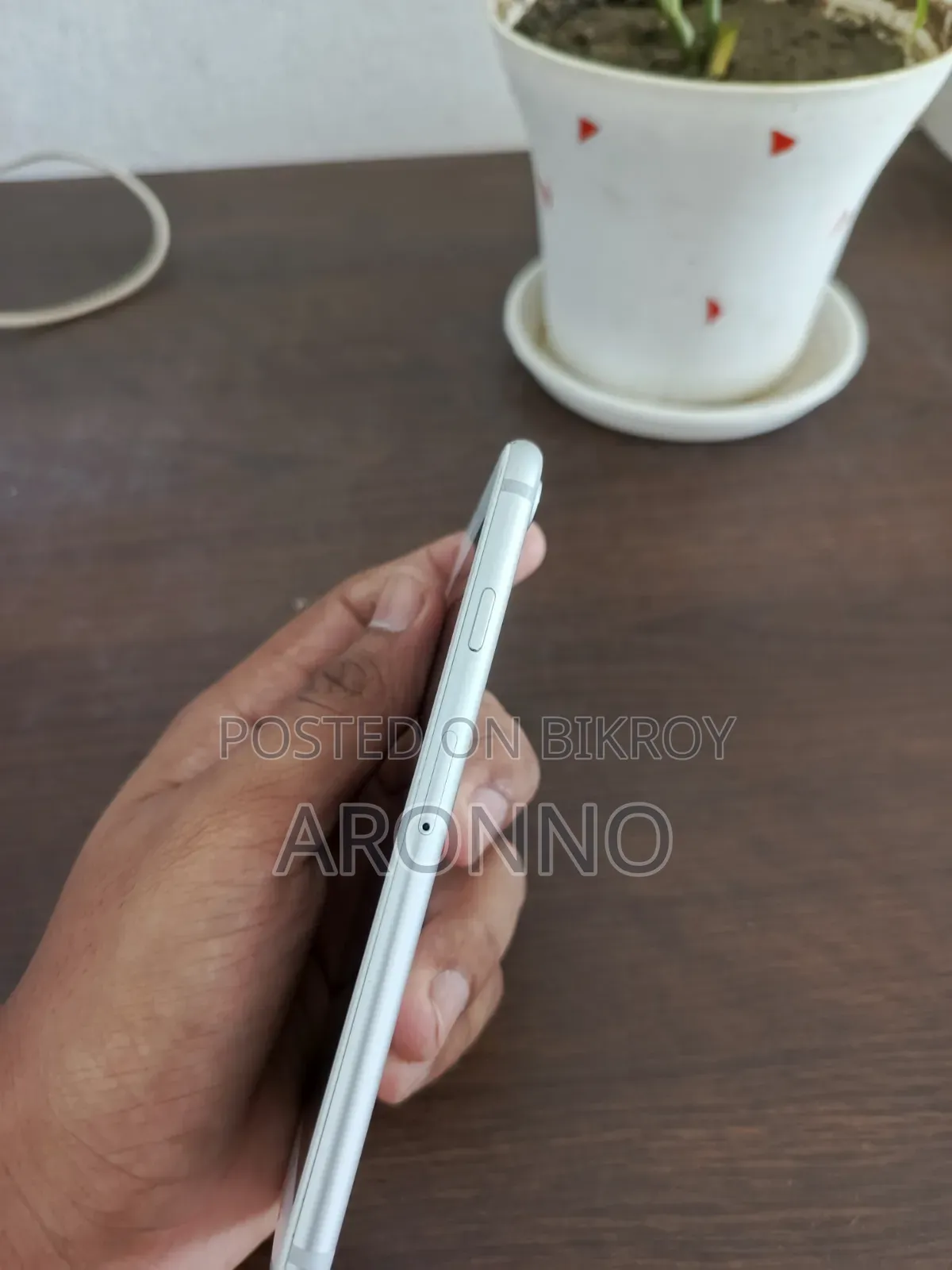 Apple iPhone 7 32 GB White