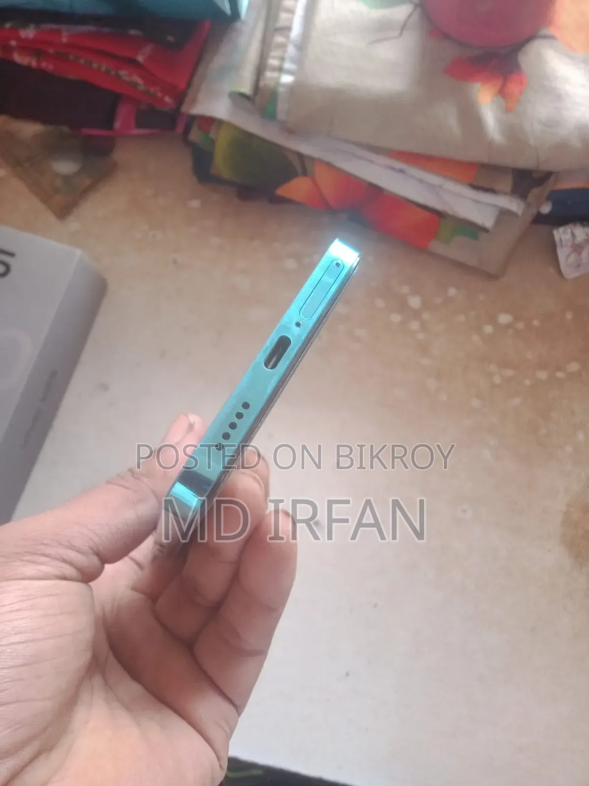 ভিভো ভি২৫ ১২৮ জিবি