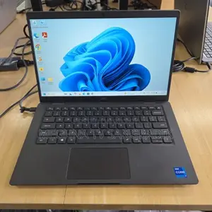 Laptop Dell 3GB Intel SSD 256GB