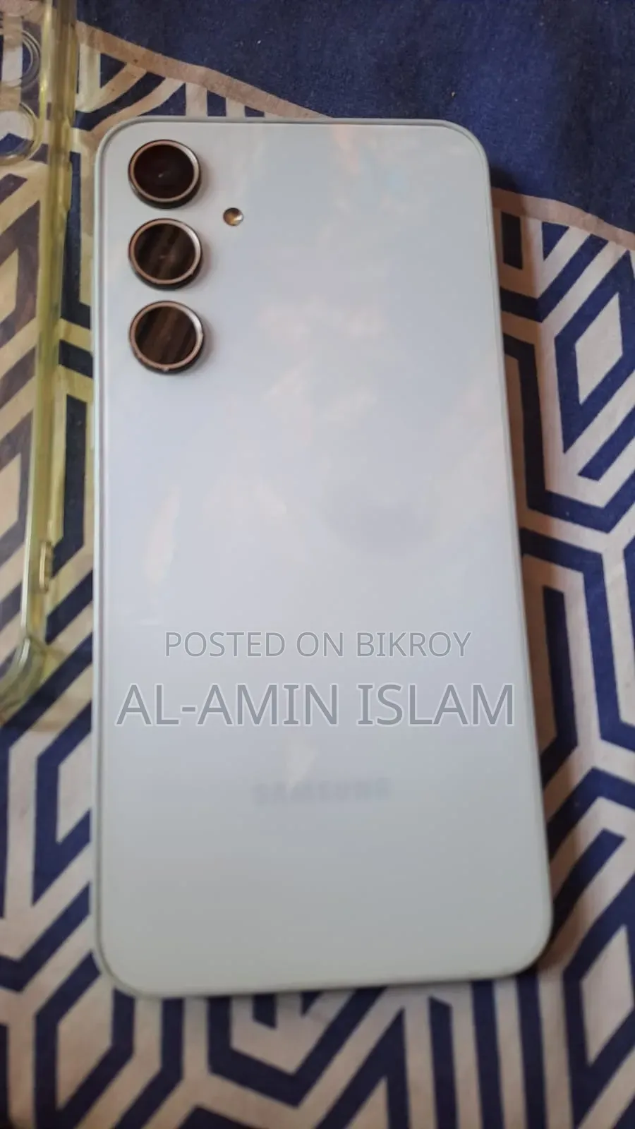 নতুন স্যামসাং গ্যালাক্সি এ৩৫ ১২৮ জিবি সাদা