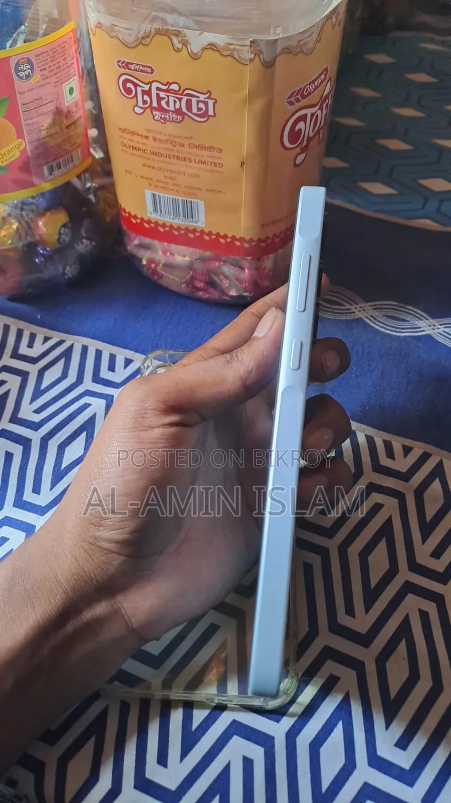 নতুন স্যামসাং গ্যালাক্সি এ৩৫ ১২৮ জিবি সাদা