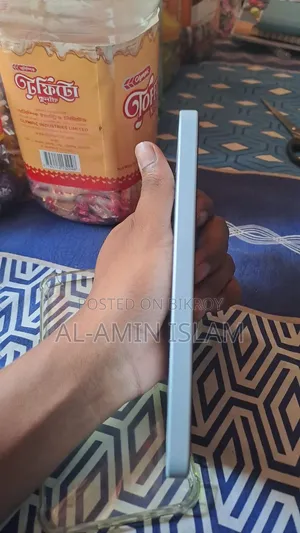 নতুন স্যামসাং গ্যালাক্সি এ৩৫ ১২৮ জিবি সাদা