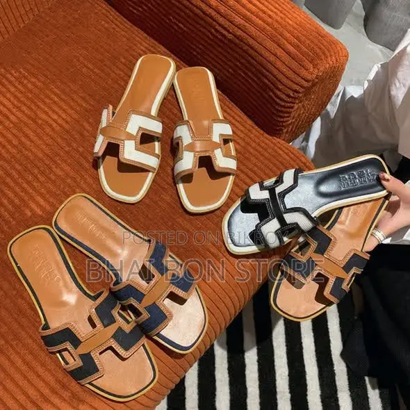 Fashionable Outer Wear Flat Beach Slippers for Women