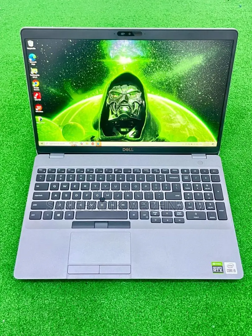 Laptop Dell 4GB Intel SSD 500GB