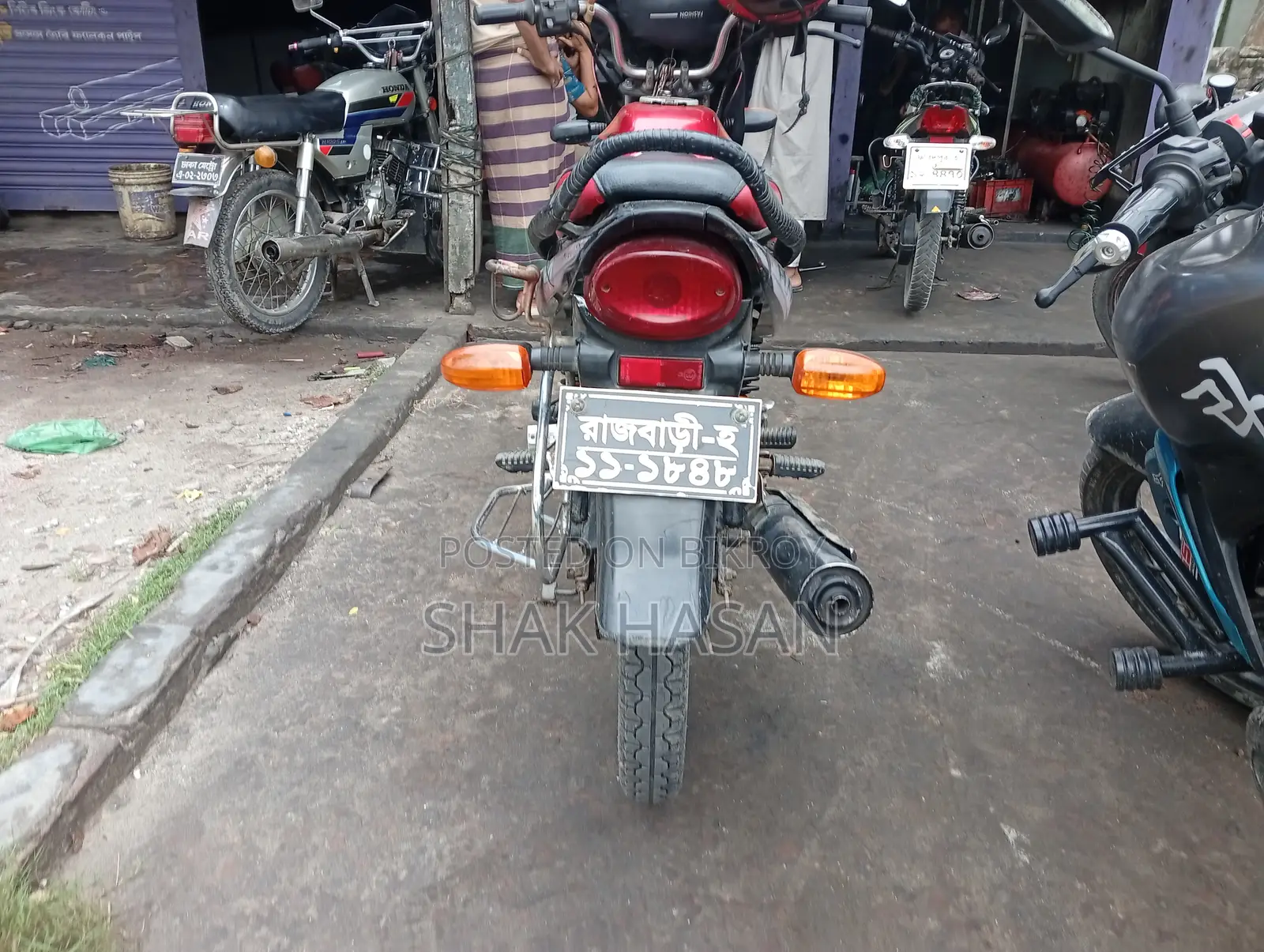 Bajaj Platina 100 2016 Red