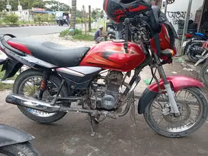 Bajaj Platina 100 2016 Red