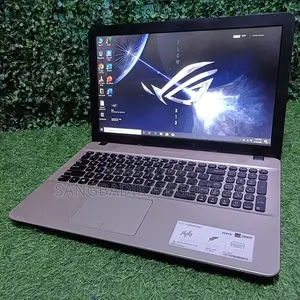 Laptop Asus 4GB Intel SSD 500GB