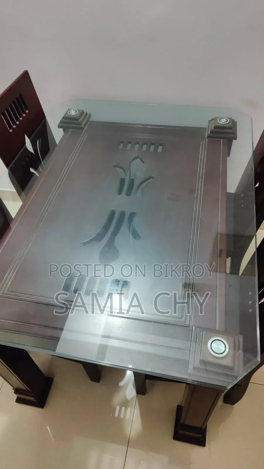 Dining Table With 4 Chairs
