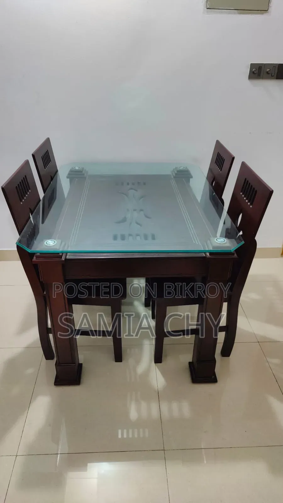 Dining Table With 4 Chairs