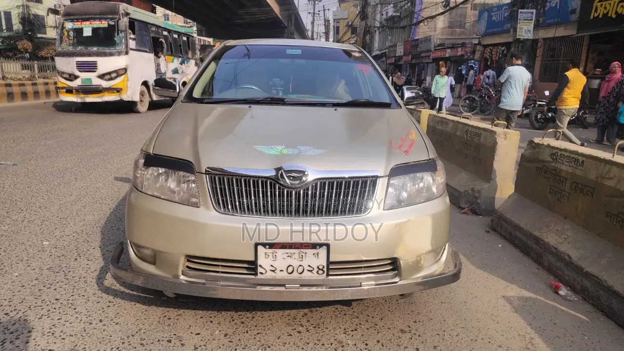 Toyota Corolla 2004 Gold