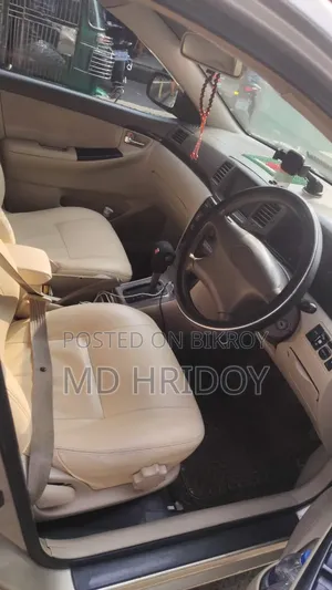 Toyota Corolla 2004 Gold
