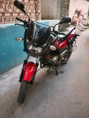 বাজাজ পালসার ১৫০ ২০১৬ কালো