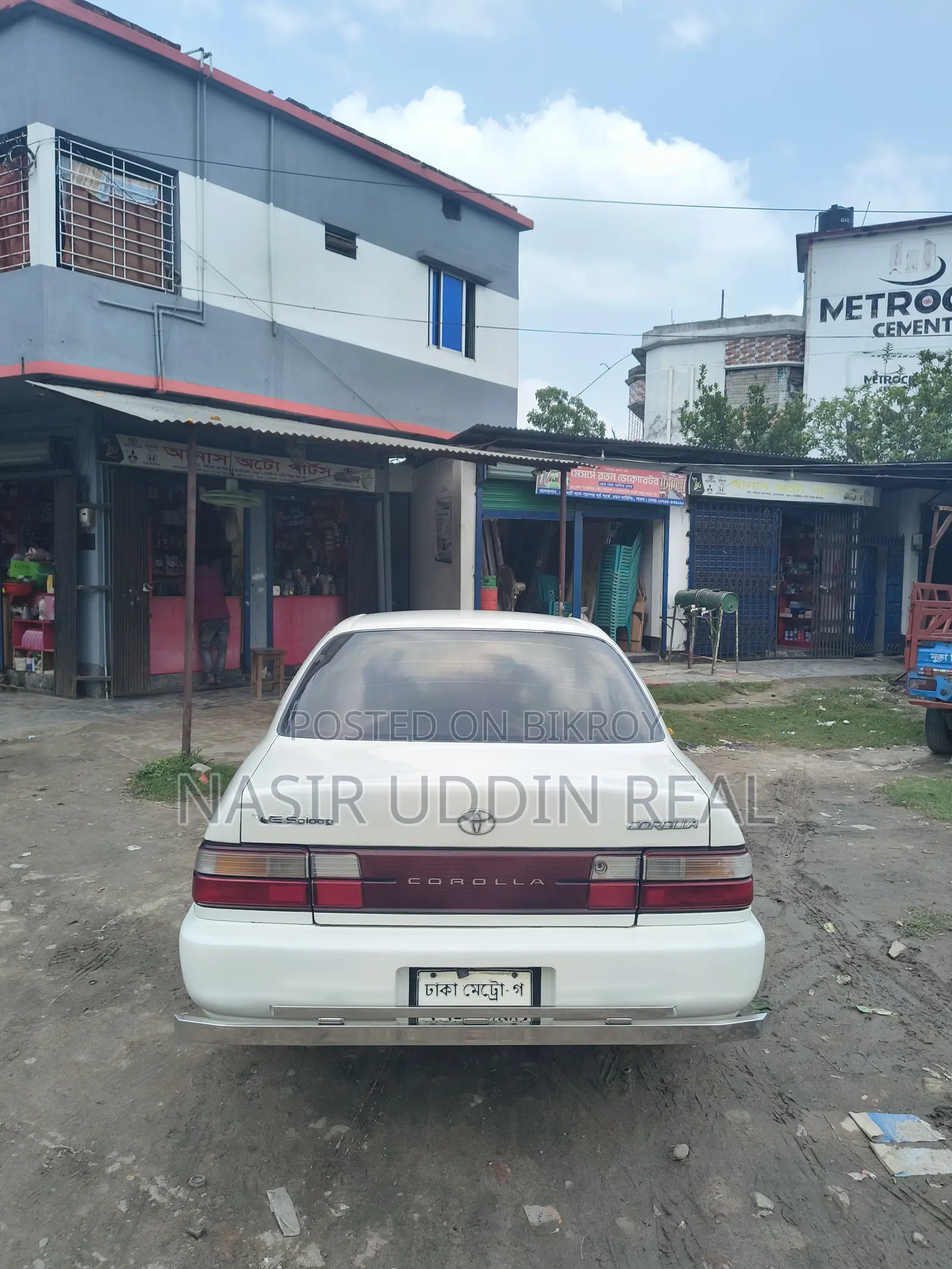 Toyota Corolla Sedan Automatic 1998 White