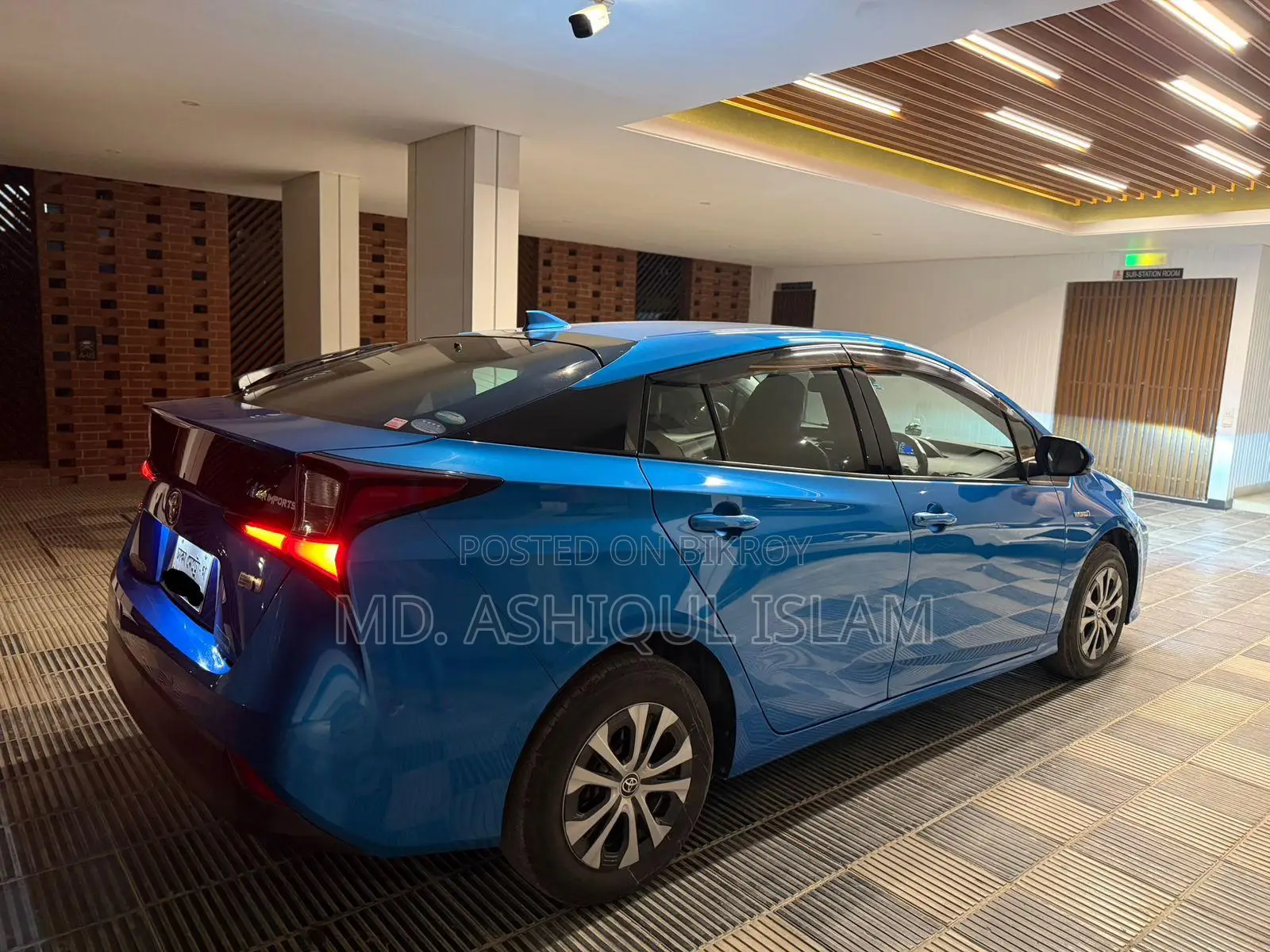 Toyota Prius 2019 Blue