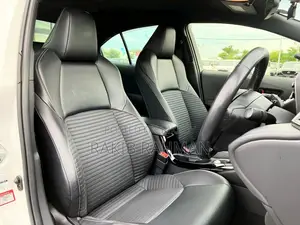 Toyota Corolla 2021 Pearl