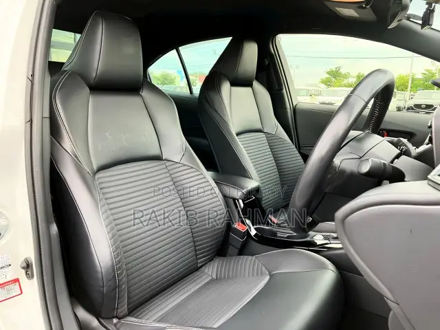 Toyota Corolla 2021 Pearl