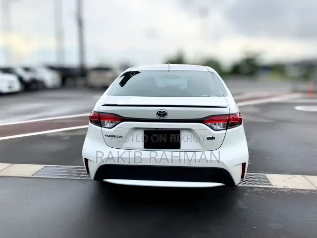 Toyota Corolla 2021 Pearl