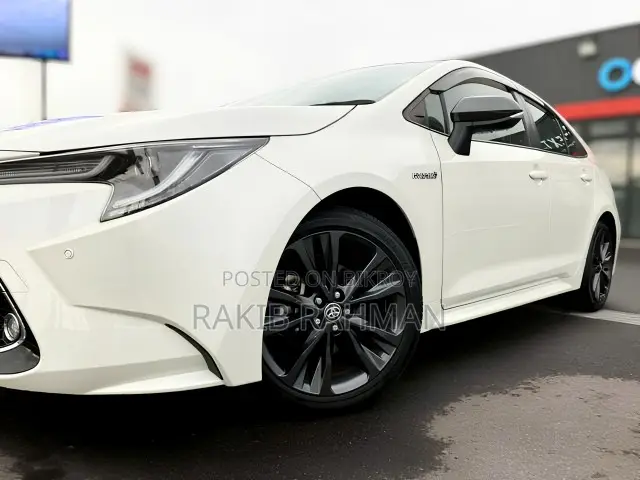 Toyota Corolla 2021 Pearl