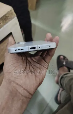 শাওমি রেডমি টার্বো ৪ প্রো ২৫৬ জিবি সাদা