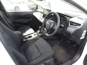 Toyota Corolla 2021 Pearl