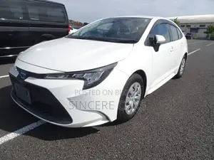 Toyota Corolla 2021 Pearl