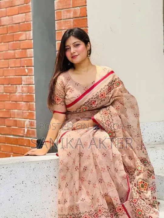 বুটিক শাড়ি