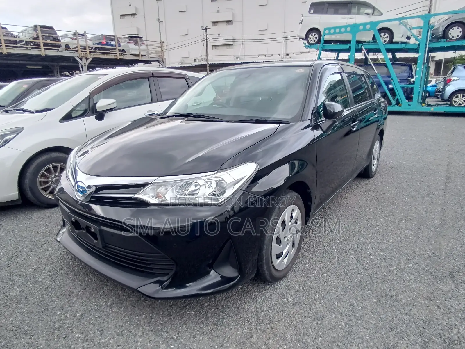 Toyota Corolla Fielder 1.5 Hybrid FWD 2021 Black