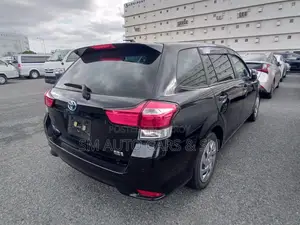 Toyota Corolla Fielder 1.5 Hybrid FWD 2021 Black