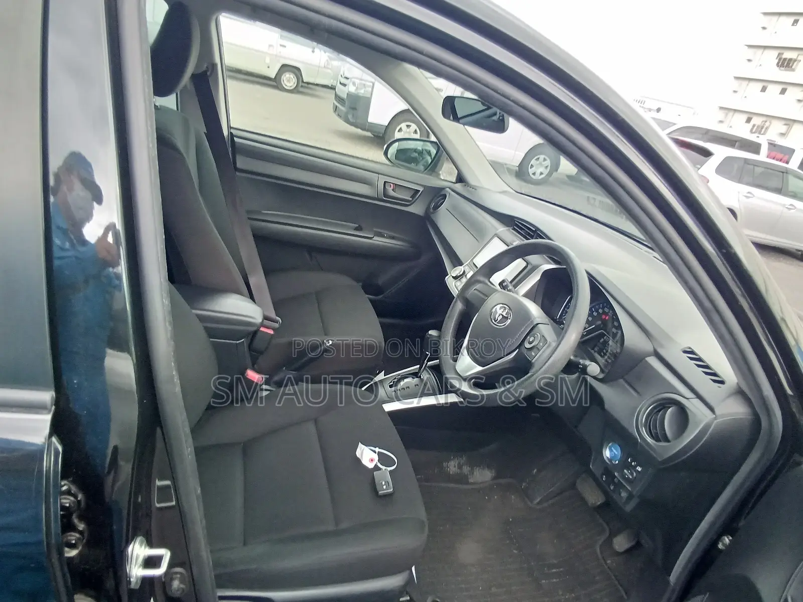 Toyota Corolla Fielder 1.5 Hybrid FWD 2021 Black