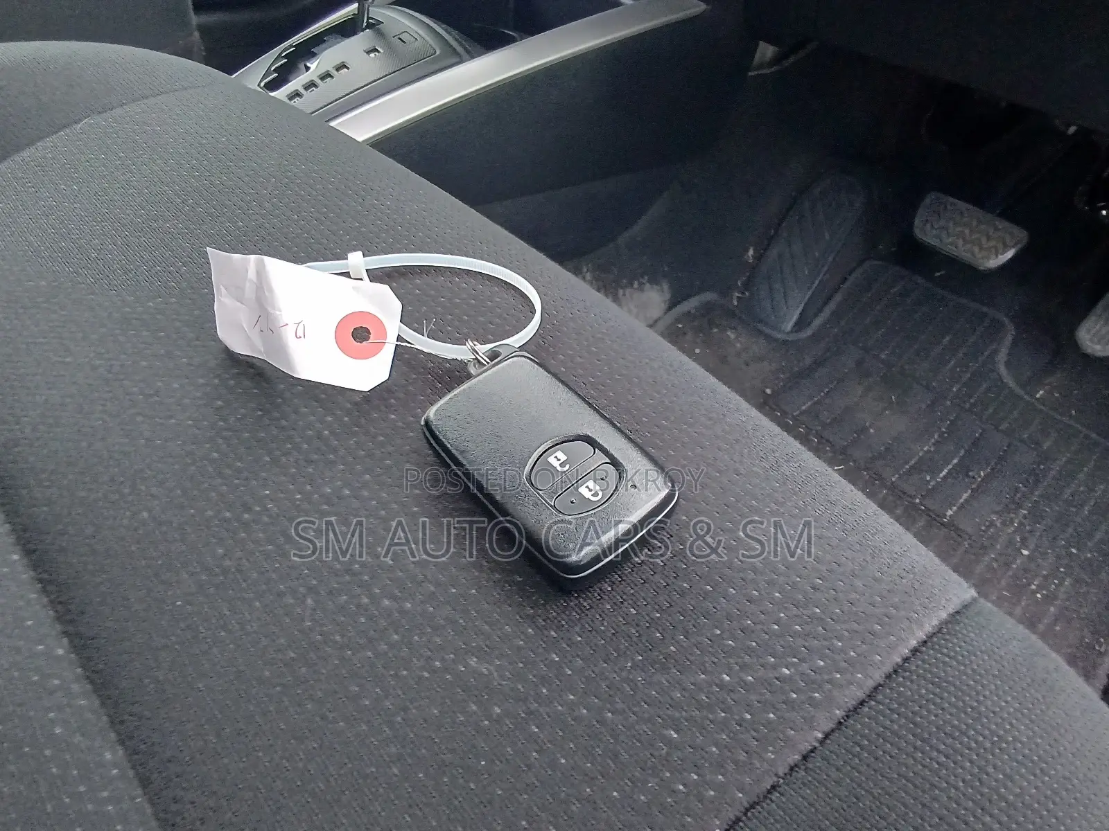 Toyota Corolla Fielder 1.5 Hybrid FWD 2021 Black