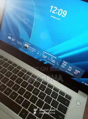 Laptop Huawei Matebook D 15 8GB Intel Core I3 HDD+SSD 250GB