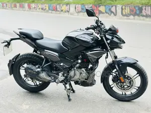 নিউ হিরো এক্সট্রিম ১২৫আর ২০২৫ ব্ল্যাক