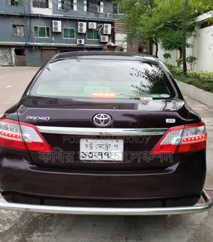 Toyota Premio 2015