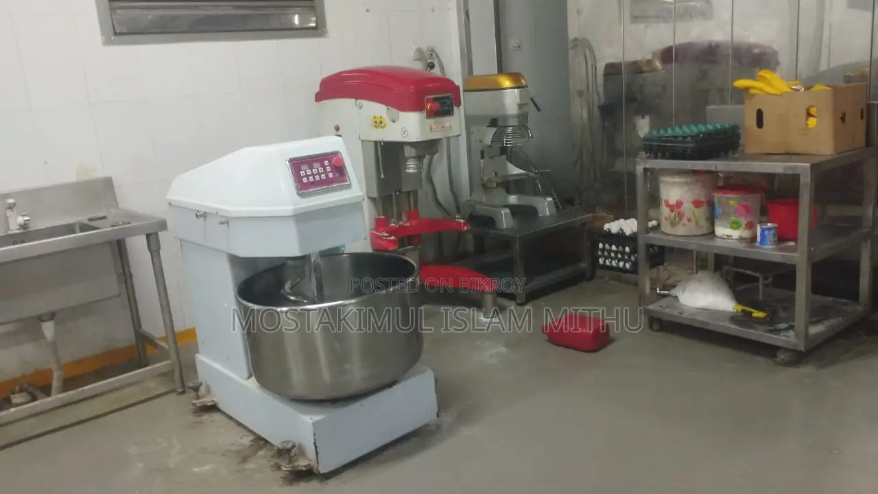 চলমান বেকারি ফ্যাক্টরি ও ইন্ডাস্ট্রিয়াল ক্যাটারিং কিচেন বিক্রয় হবে