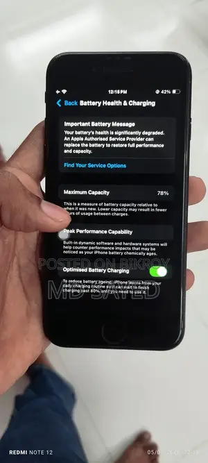 Apple iPhone SE 128 GB Black
