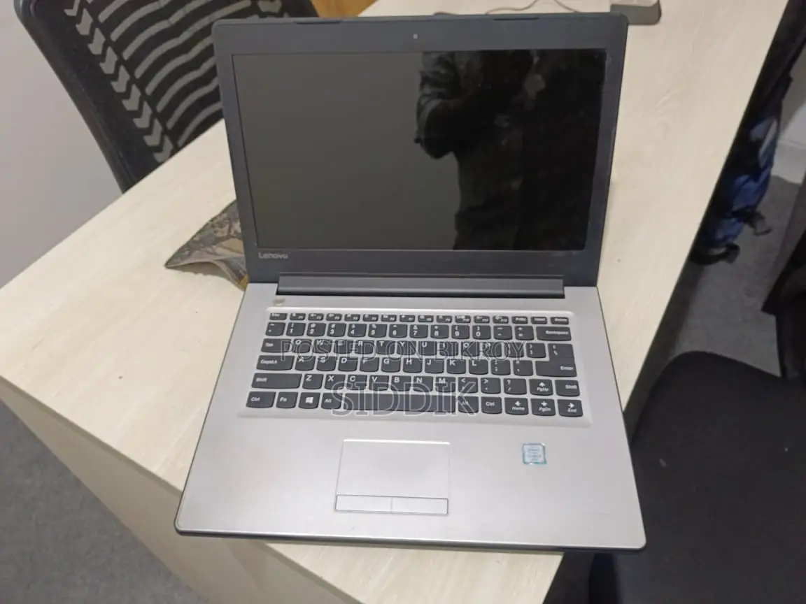 Laptop Lenovo 4GB Intel Core i3 SSD 256GB