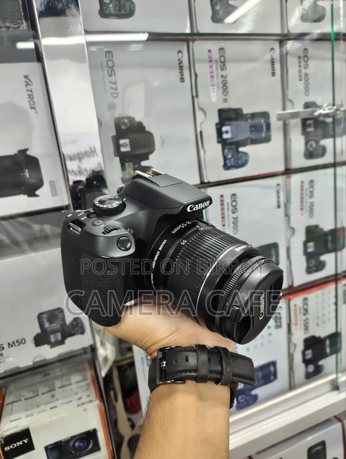 Canon 1300d Body With Canon 18/55mm Is Lens