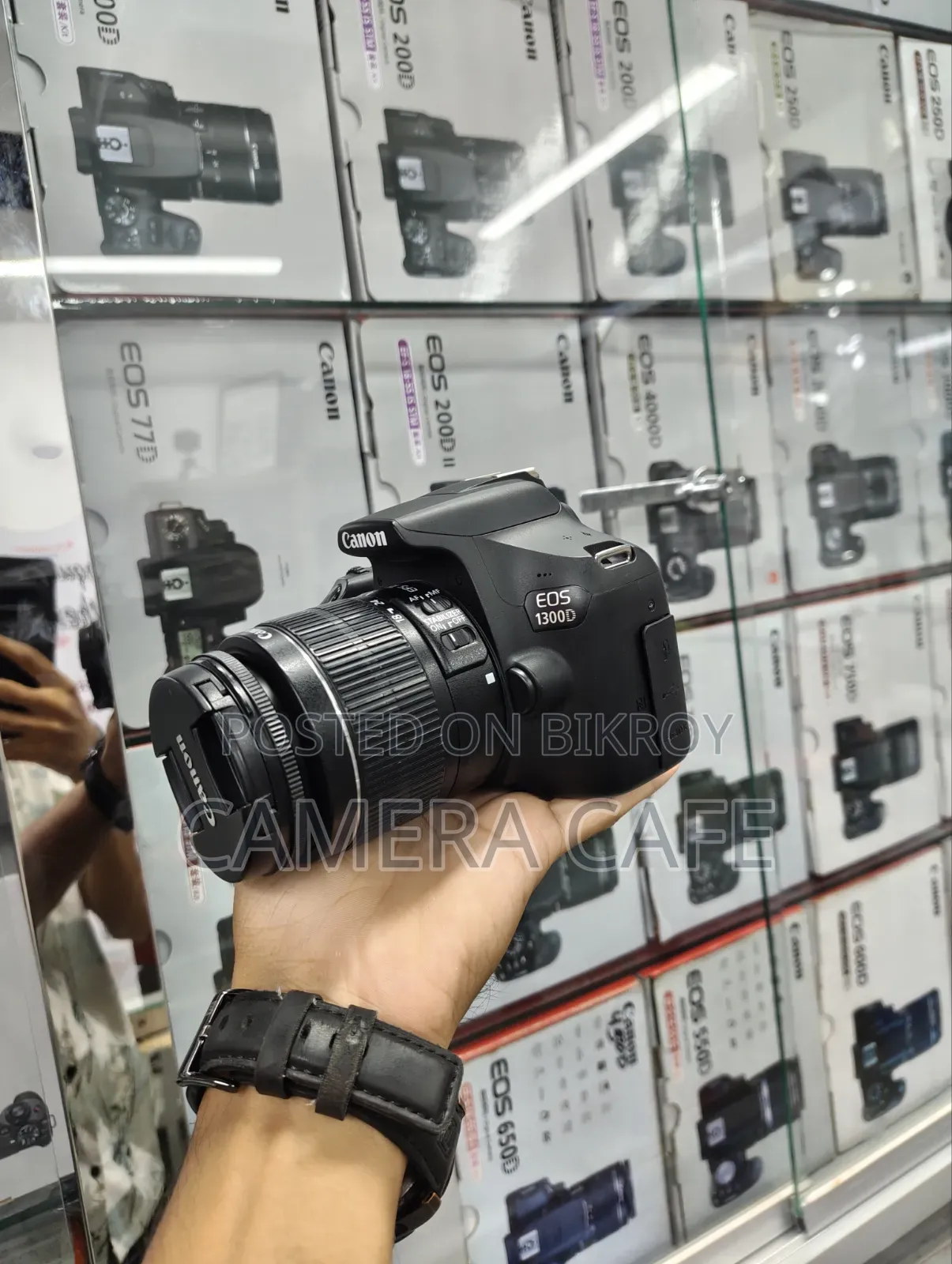 Canon 1300d Body With Canon 18/55mm Is Lens