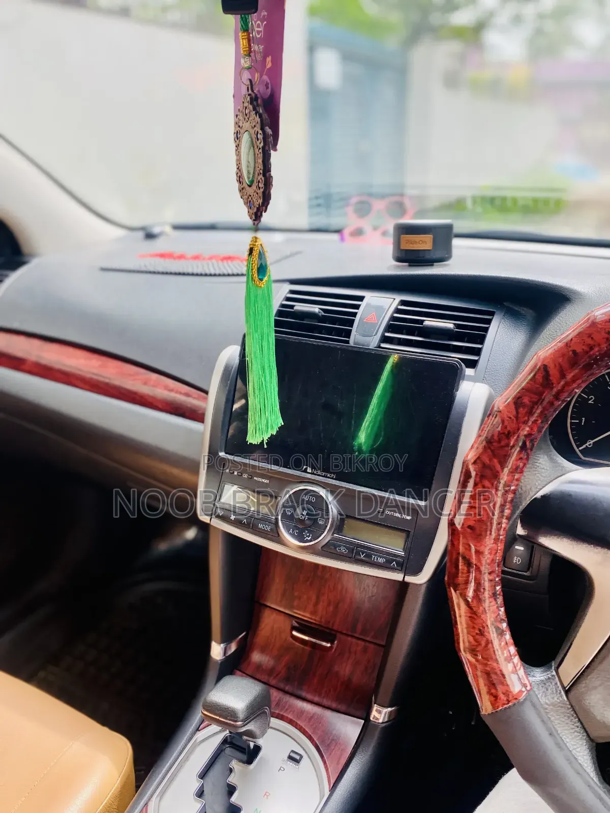 নিউ টয়োটা অ্যালিয়ন ২০১২ সিলভার